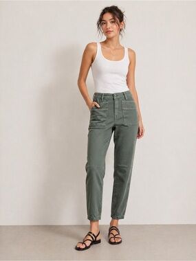FDJ Olivia Slim Ankle Pants | Stud Detail | Olive “Silver Pine” | Size 4 NWT